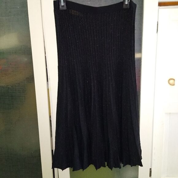 Zara M black metallic knit skirt - Picture 3 of 12